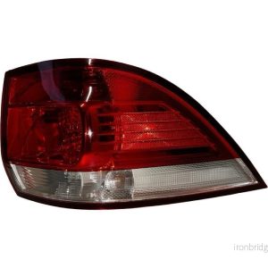 VW Golf 6 kombi r.v. 2010 pravé zadní vnější světlo S5VX3T70568