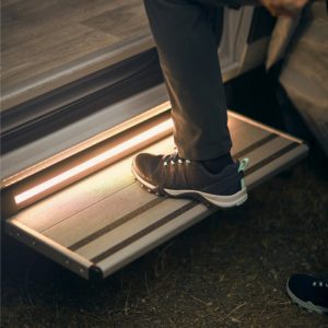 Sada osvětlení LED pro elektrické výsuvné schůdky Thule délka 670 mm krytí IP67 pro vozy Fiat Ducato, Citroën Jumper, Peugeot Boxer a Volkswagen Crafter 314532