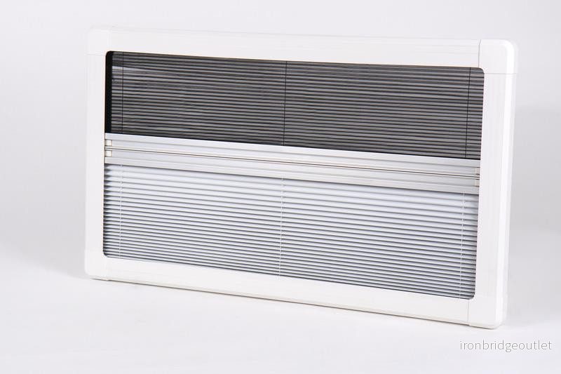 Rám vnitřní zatemňovací Carbest pro okna RW Style 460 × 220 mm s plisovanou roletou a moskytiérou hliníkový 304190