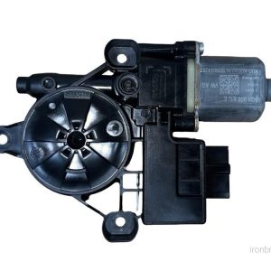 VW Touran 5T r.v. 2019 motorek stahování okna 5Q0959812E S5VX3T84749