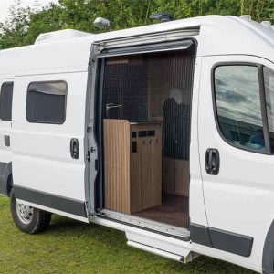 Síť proti hmyzu do posuvných dveří s rámem REMIcare VAN, Fiat Ducato (krátký rozvor, s lištou pro stůl) 310628 Síť proti hmyzu do posuvných dveří s rámem REMIcare VAN, Fiat Ducato (krátký rozvor, s lištou pro stůl) 310628